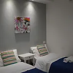 Oda ve Kahvaltı Acquamarina 4*