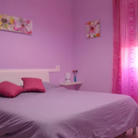 Oda ve Kahvaltı Acquamarina 4*